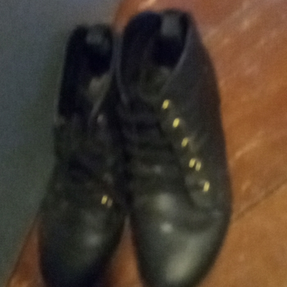 Black combat boots size 8 - Picture 2 of 2